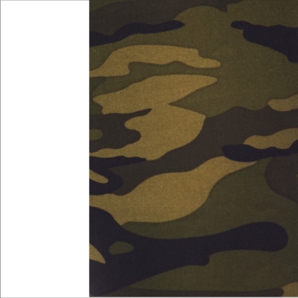 🖤Camo Leggings🖤 - Picture 4 of 5